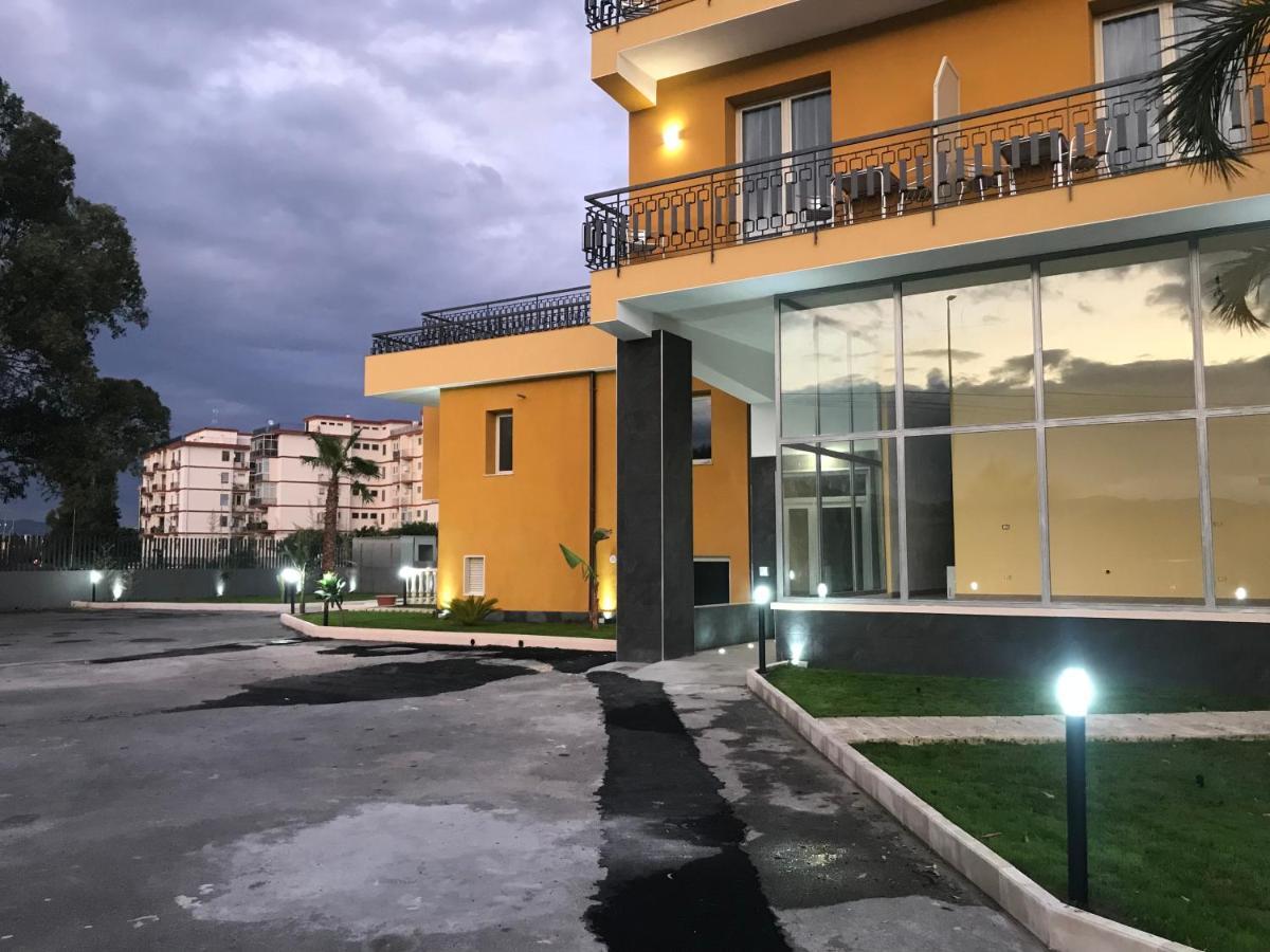Borgo Palombaio Home Катанія Екстер'єр фото